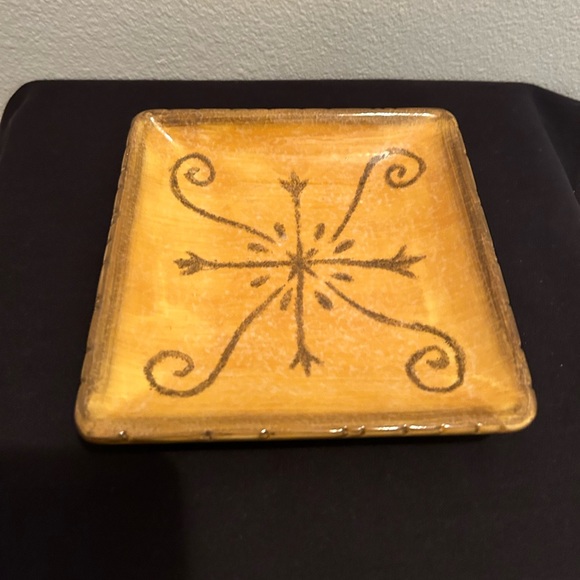 6.75” Clay Art serving plate. - Picture 1 of 7